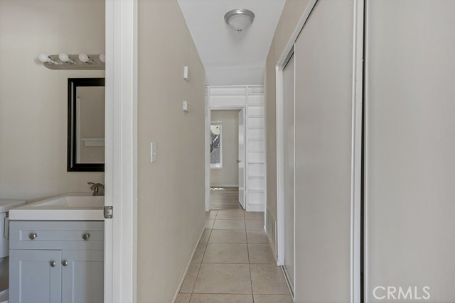 Detail Gallery Image 15 of 28 For 44556 Fenhold, Lancaster,  CA 93535 - 4 Beds | 2 Baths