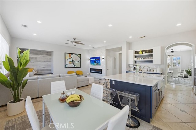 Detail Gallery Image 18 of 54 For 34078 Amici, Temecula,  CA 92592 - 4 Beds | 3/1 Baths