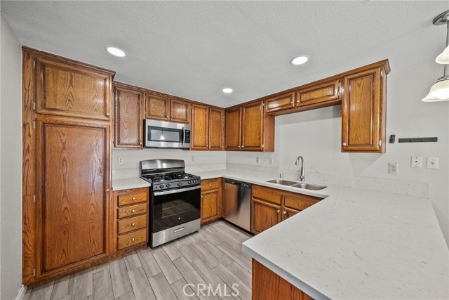 Detail Gallery Image 13 of 34 For 25118 Steinbeck, Stevenson Ranch,  CA 91381 - 3 Beds | 3 Baths