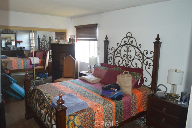 Detail Gallery Image 9 of 14 For 1310 Poindexter St, Los Angeles,  CA 90044 - 3 Beds | 2 Baths