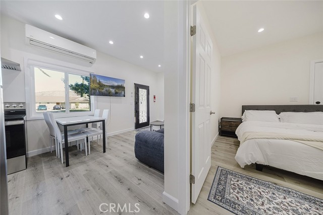 Detail Gallery Image 21 of 23 For 12809 Woodley Ave, Granada Hills,  CA 91344 - 1 Beds | 1 Baths