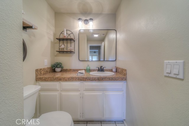 Image 23 of 75 For 25220 Corte Sur