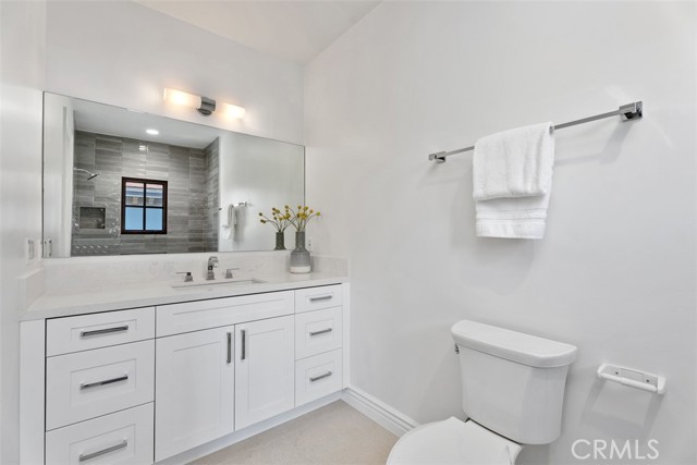 2 Gallery Place, Newport Coast CA: https://media.crmls.org/medias/6879ab97-54be-4c38-9833-2aa663534cce.jpg