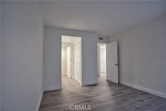 Detail Gallery Image 18 of 23 For 16022 Moorpark St #101,  Encino,  CA 91436 - 2 Beds | 2/1 Baths