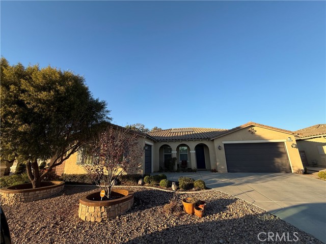 Detail Gallery Image 2 of 9 For 30168 Alfalfa Ln, Murrieta,  CA 92563 - 3 Beds | 2/1 Baths