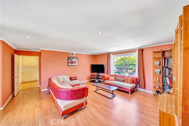 11830 Killimore Avenue, Porter Ranch CA: https://media.crmls.org/medias/687a93f8-62b9-4da8-b610-503415d88566.jpg