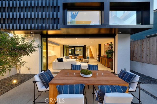 2821 Alma Avenue, Manhattan Beach CA: https://media.crmls.org/medias/687af9e1-e885-49d3-9f7f-de3b1e467654.jpg