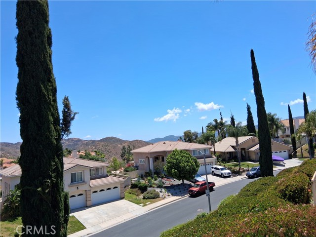Detail Gallery Image 5 of 54 For 33 Corte Rivera, Lake Elsinore,  CA 92532 - 5 Beds | 3 Baths