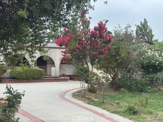 722 N Morada Avenue