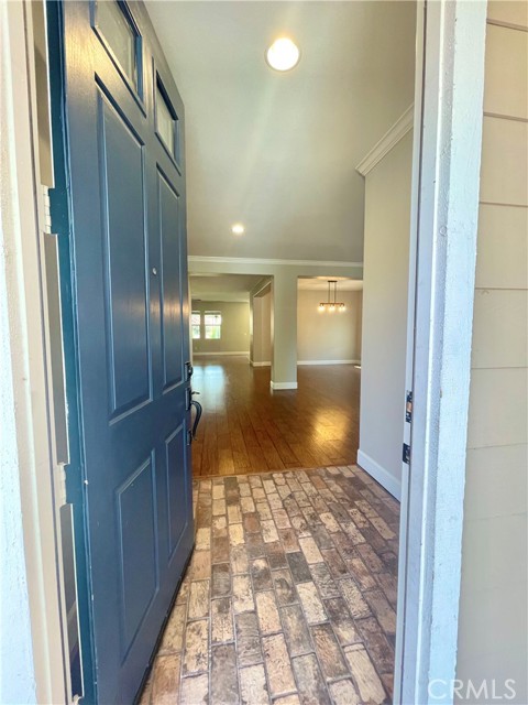 Detail Gallery Image 5 of 57 For 39326 Shree Rd, Temecula,  CA 92591 - 4 Beds | 3 Baths