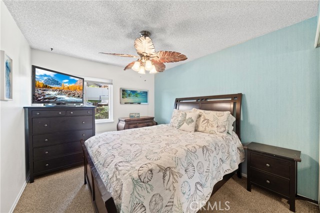 25261 Grissom Road, Laguna Hills CA: https://media.crmls.org/medias/687d475c-4979-45bb-98ee-b58738d2cbe4.jpg