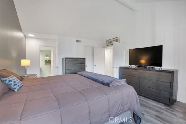 Detail Gallery Image 22 of 34 For 19431 Sherman Way #10,  Reseda,  CA 91335 - 2 Beds | 2/1 Baths