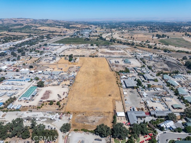 0 Volpi Ysabel Road, Paso Robles CA: https://media.crmls.org/medias/687db0eb-bf4e-45f5-b2aa-6a4f0109f332.jpg