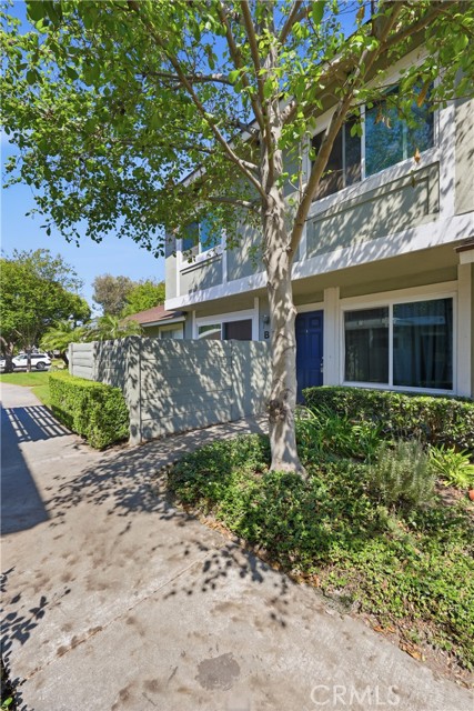 Detail Gallery Image 5 of 57 For 5428 E Snow Wood Cir #82,  Anaheim,  CA 92807 - 3 Beds | 1/1 Baths