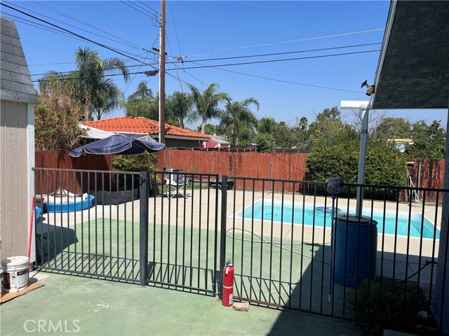 609 S Buena Vista Street, Hemet CA: https://media.crmls.org/medias/687eb05b-c97f-4ae4-8ed5-0513b2804a40.jpg