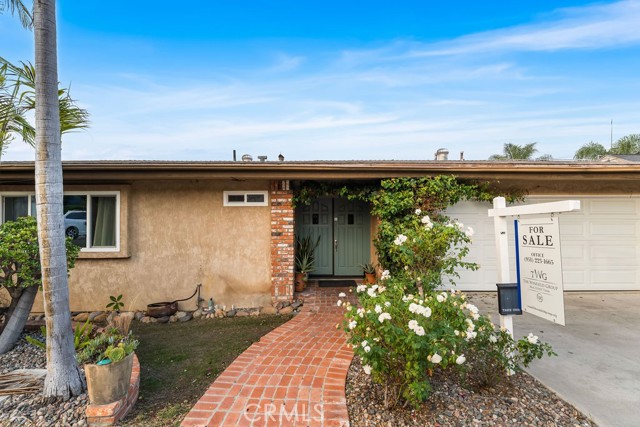 Detail Gallery Image 3 of 50 For 4810 Baylor Drive, San Diego,  CA 92115 - 5 Beds | 3 Baths