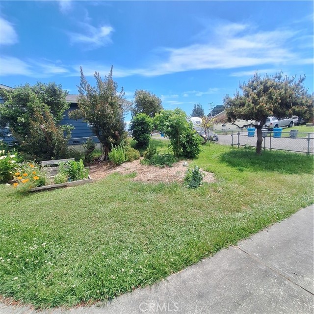 Detail Gallery Image 5 of 24 For 3473 Mclean St, Eureka,  CA 95501 - 3 Beds | 2 Baths