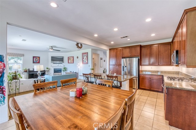 Detail Gallery Image 7 of 29 For 14927 Meadows, Corona,  CA 92880 - 4 Beds | 3 Baths