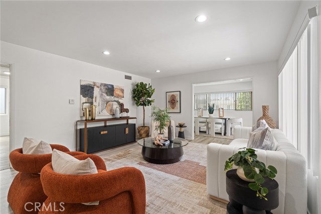 400 S Los Robles AVE Unit: 209