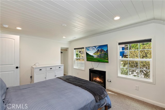 Detail Gallery Image 32 of 41 For 801 Cameron Dr, Big Bear Lake,  CA 92315 - 3 Beds | 2 Baths