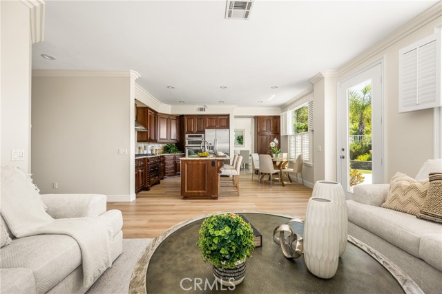 14 Celonova Place, Lake Forest CA: https://media.crmls.org/medias/68814f0f-d8d1-4c30-a56f-130f1dd94122.jpg