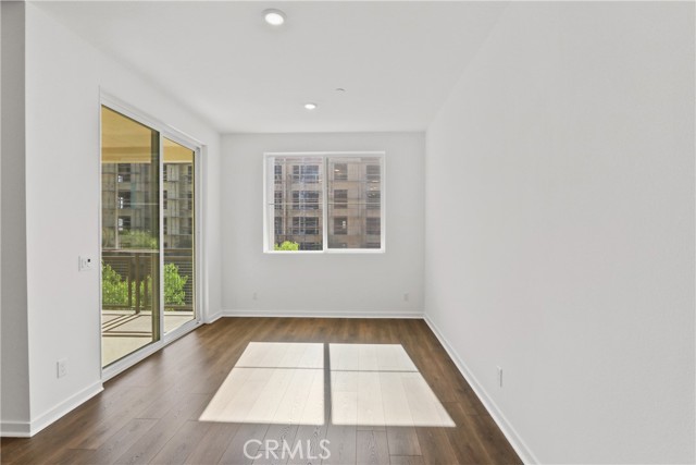 Detail Gallery Image 22 of 30 For 960 N Tangent Privado #305,  Ontario,  CA 91764 - 3 Beds | 2 Baths