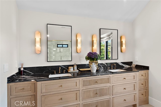1963 Port Edward Place, Newport Beach CA: https://media.crmls.org/medias/6881dedb-d973-442d-a85b-c94d3c0d4725.jpg