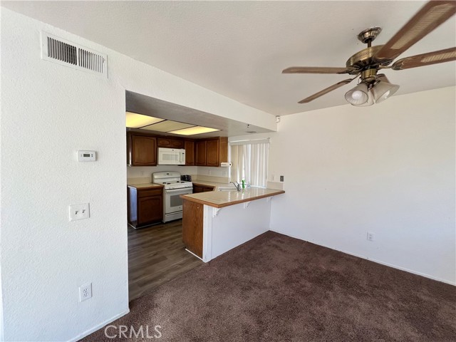 Detail Gallery Image 7 of 27 For 14629 Mountain High Dr, Fontana,  CA 92337 - 4 Beds | 2/1 Baths