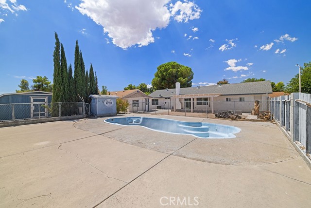 Detail Gallery Image 33 of 48 For 12867 Banyon Tree Ln, Victorville,  CA 92392 - 2 Beds | 2 Baths