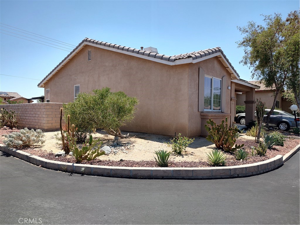 65565 Acoma #43