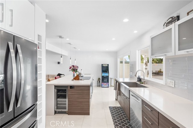 Detail Gallery Image 16 of 61 For 20191 Imperial Cove Ln, Huntington Beach,  CA 92646 - 3 Beds | 3 Baths