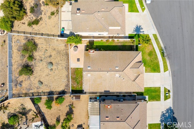 1931 Madera Circle, Corona CA: https://media.crmls.org/medias/68833326-ae1a-4bef-998f-2d2375937a07.jpg