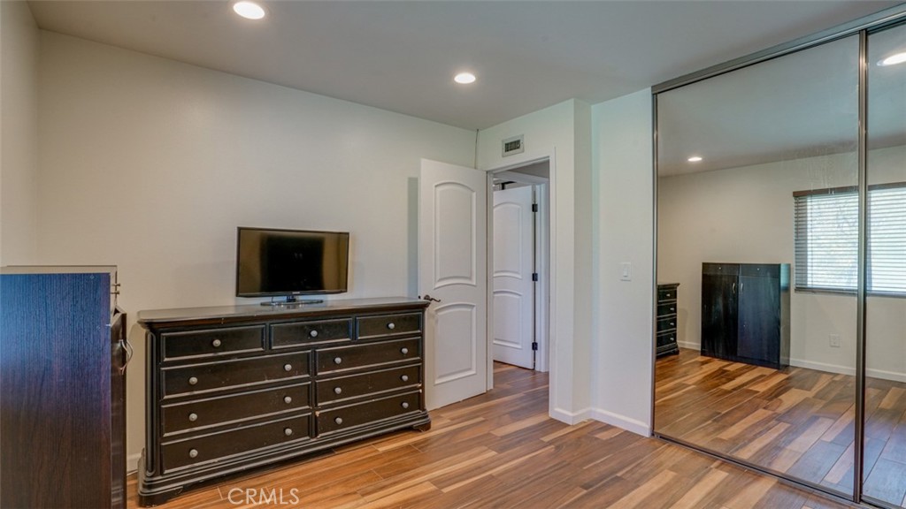 MLS #IV25097289 img 36