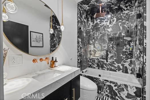 Detail Gallery Image 35 of 46 For 1819 W 84th St, Los Angeles,  CA 90047 - 5 Beds | 4 Baths