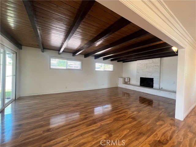 Detail Gallery Image 6 of 18 For 718 N Modena St, Anaheim,  CA 92801 - 3 Beds | 2 Baths