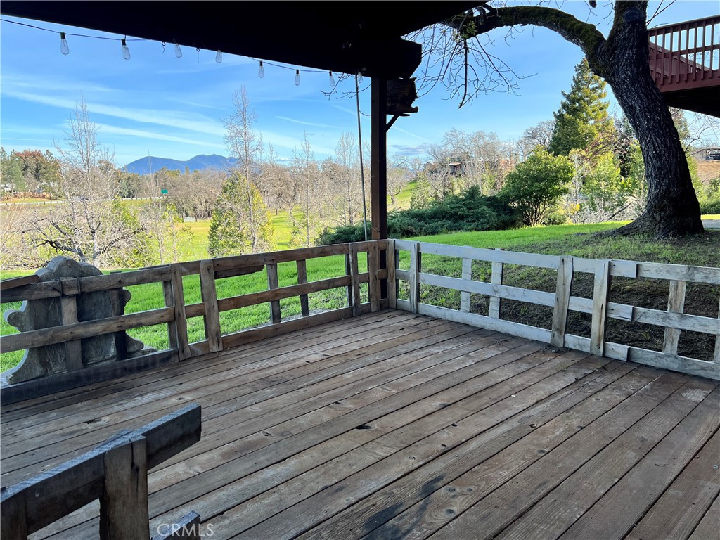 https://media.crmls.org/medias/68851f75-d2d7-4d96-8a27-c079f062bcfd.jpg?preset=X-Large