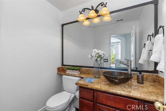 13 Mariposa, Rancho Santa Margarita CA: https://media.crmls.org/medias/688534eb-27d1-4138-915d-90c9e578755c.jpg