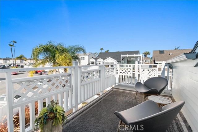 Detail Gallery Image 25 of 41 For 16 Cabrillo St, Newport Beach,  CA 92663 - 2 Beds | 2 Baths