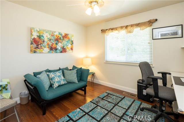 Detail Gallery Image 23 of 43 For 18142 Sweetwood Ct, Hidden Valley Lake,  CA 95467 - 3 Beds | 2 Baths