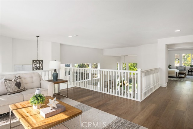 19692 Dorado Drive, Lake Forest CA: https://media.crmls.org/medias/68870c66-3a2b-47d7-80f3-76d56d49d90e.jpg
