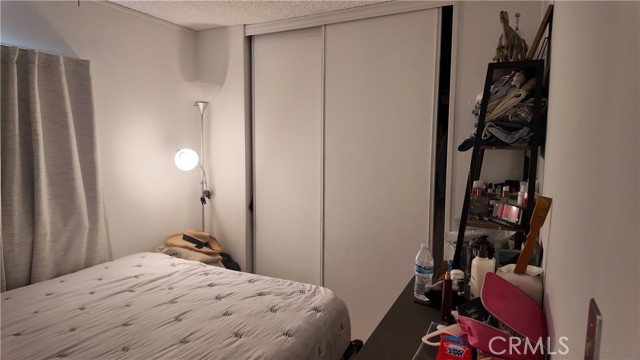 Detail Gallery Image 11 of 11 For 7560 Woodman Pl #72,  Van Nuys,  CA 91405 - 2 Beds | 1 Baths