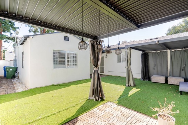 7315 Jamieson Avenue, Reseda CA: https://media.crmls.org/medias/68889eef-52b3-4a68-8c98-78dec6bf5ed8.jpg