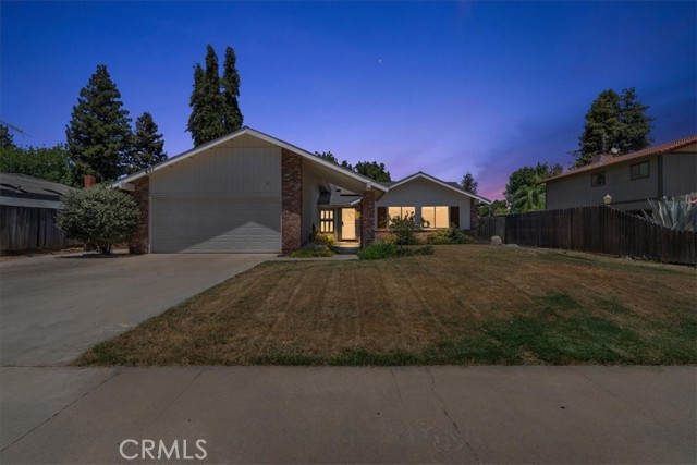801 Vine St, Exeter CA: https://media.crmls.org/medias/6888e715-d214-41a0-8677-9503c62e3b47.jpg
