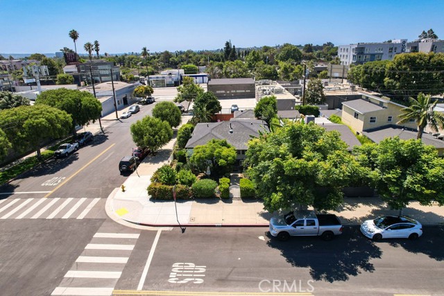 Detail Gallery Image 9 of 27 For 11804 Tennessee Pl, Los Angeles,  CA 90064 - 3 Beds | 2 Baths