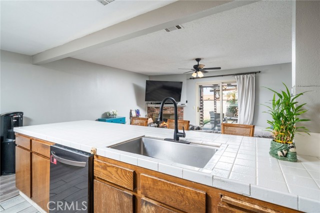 Image 11 of 44 For 22586 Main Street