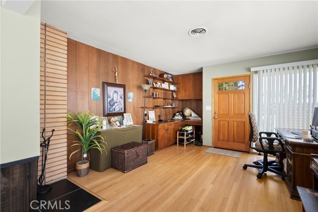 308 Flower Street, Costa Mesa CA: https://media.crmls.org/medias/6889e468-6713-4a82-9925-63a683c72125.jpg