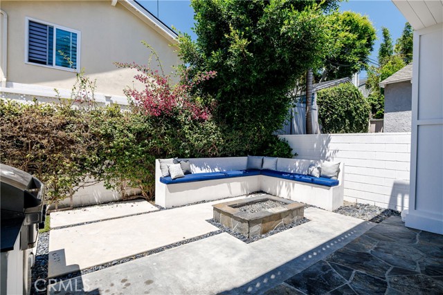 2001 Oak Avenue, Manhattan Beach, California 90266, 5 Bedrooms Bedrooms, ,5 BathroomsBathrooms,Residential,For Sale,Oak,SB25183354