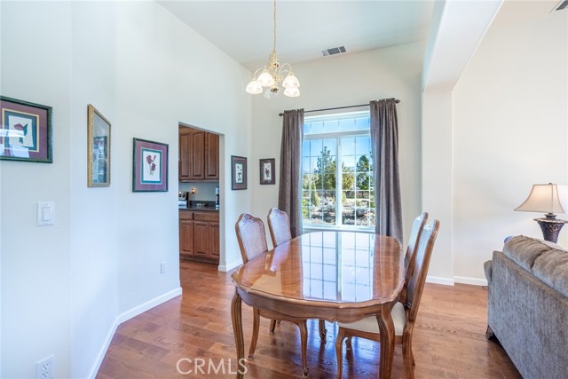 Detail Gallery Image 9 of 36 For 5059 Indian Island, Weed,  CA 96094 - 4 Beds | 2/1 Baths