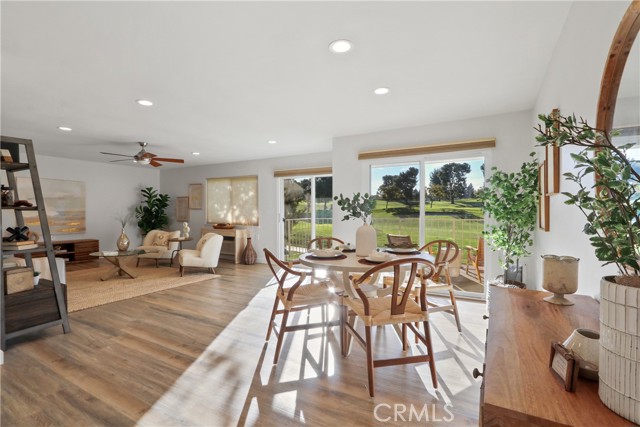 Detail Gallery Image 2 of 20 For 2389 W via Mariposa 2e,  Laguna Woods,  CA 92637 - 2 Beds | 2 Baths