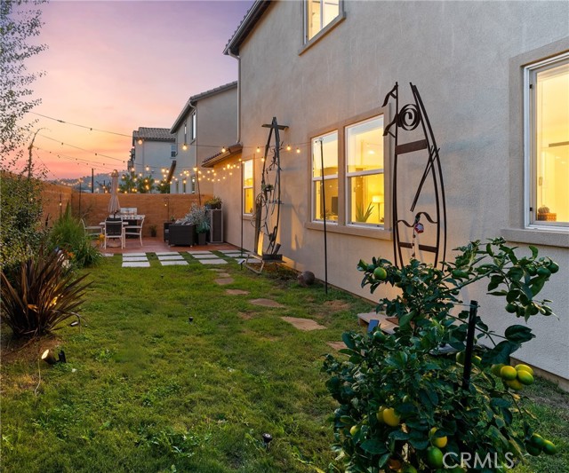 Detail Gallery Image 4 of 61 For 27628 Evergreen Pl, San Pedro,  CA 90732 - 5 Beds | 3 Baths